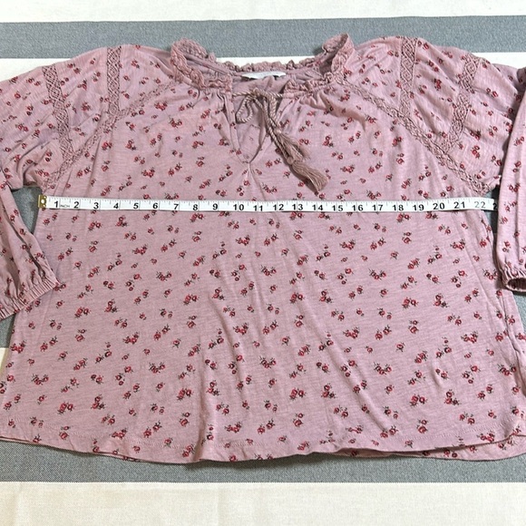 Lucky Brand Womens Boho Floral Cotton Tassel Blouse Medium Purple Burgundy - Picture 5 of 12